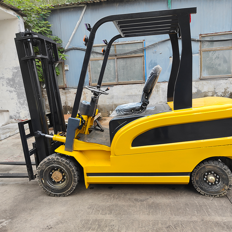 HT25  electric forklift